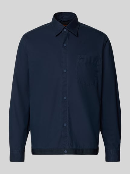 Produktfoto, Regular Fit Overshirt aus Baumwoll-Mix Modell 'LOBEL_M' von BOSS Orange, unifarben in Dunkelblau, mit Brusttasche, klarer Struktur