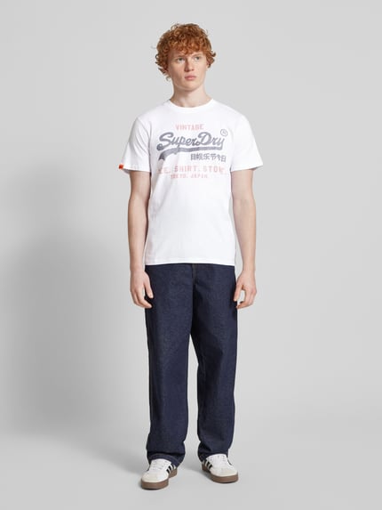 Superdry Relaxed Fit T-Shirt mit Label-Print Weiss 1