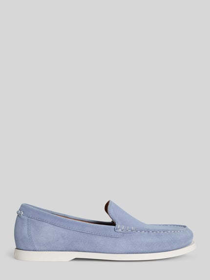 Produktfoto, Loafer aus echtem Leder von Polo Ralph Lauren in Hellblau, unifarbene Velourslederoptik, runde Schuhspitze, strukturierte Sohle