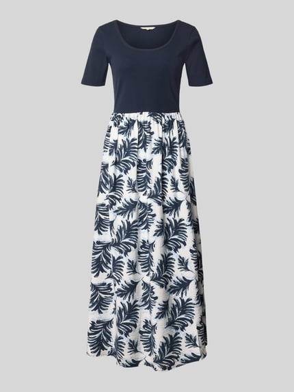 Produktfoto, Tailliertes Freizeitkleid aus Baumwoll-Mix von Tom Tailor, Optik:Allover-Muster, Maxi-Länge, Rundhals, Kurzarm, weiß-blau