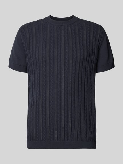 Produktfoto, T-Shirt mit Zopfmuster von Lindbergh in Dunkelblau, reine Baumwolle, gerader Schnitt, Strick-Optik, Rundhals.