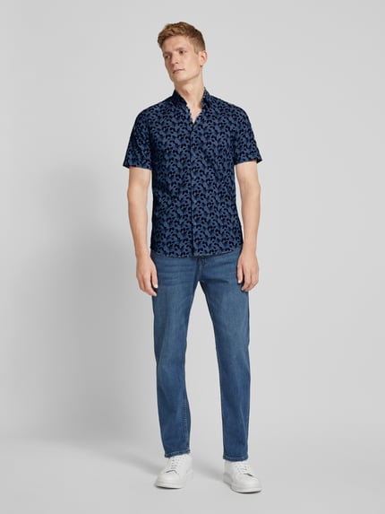 BOSS Regular Fit Jeans mit Label-Patch Modell 'Re.Maine' Blau 1