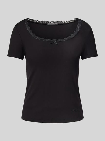 GUESS T-shirt z wiązanym detalem model ‘LIA’ Czarny 2