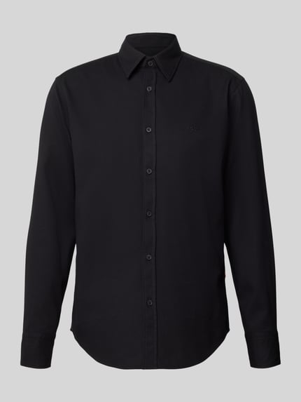 Produktfoto, Regular Fit vrijetijdsoverhemd uit katoenmix model 'RELEGANT_2_M' van BOSS, look: effen, kentkraag, doorlopende knoopsluiting, lange mouw, manchet, applicatie met labelstitching, labelpatch, achterpas, piqué-materiaalverwerking