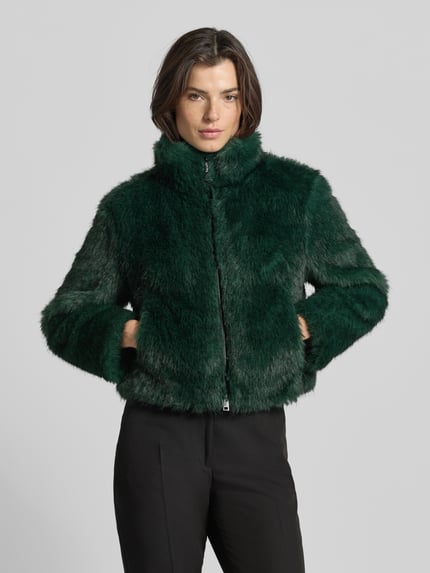 Marc Cain Regular Fit Jacke aus Kunstfell Dunkelgruen 4