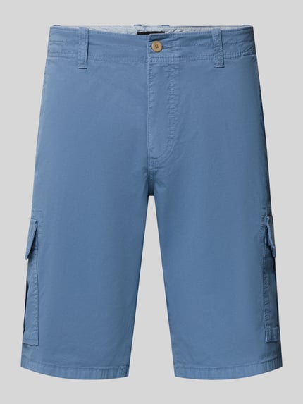 Produktfoto, Bermudas mit Cargotaschen von bugatti in Blau, Regular-Fit, Knopfverschluss, Cargotasche, Gesäßtasche, Bundweite 45 cm, Innenbeinlänge 30 cm bei Größe 50.