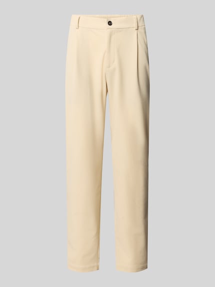 Produktfoto, Bundfaltenhose aus Cord von bugatti, krój regular fit, beżowy kolor, zapięcie na guzik i zamek, tylne kieszenie, szerokość w rozmiarze 25: 46 cm, długość nogawki wewnętrznej w rozmiarze 25: 78 cm, tekstura sztruksowa