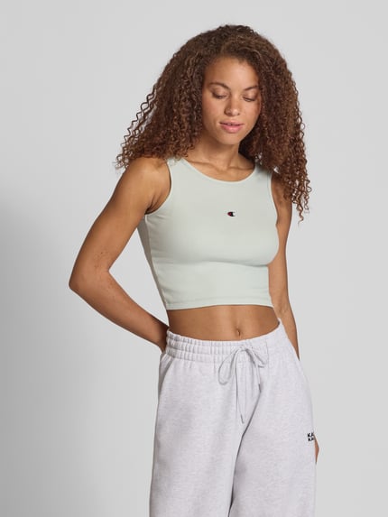 Champion Fitted Fit Crop Top mit Label-Stitching Schilf 4
