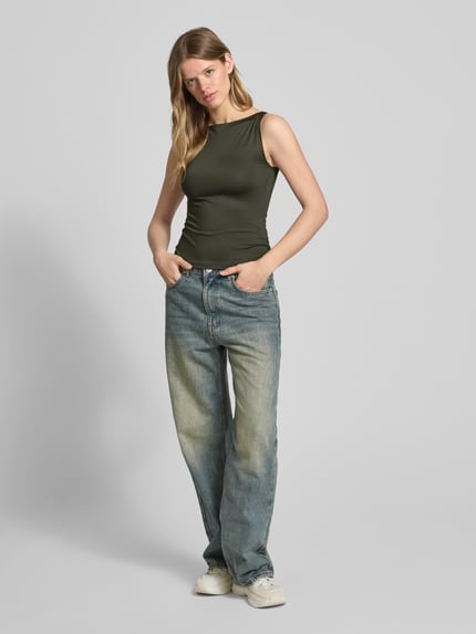 Weekday Tanktop mit U-Boot-Ausschnitt Modell 'Annie' Khaki 1