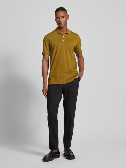 OLYMP Level 5 Slim Fit Poloshirt aus reiner Baumwolle mit Logo-Stitching Oliv 1