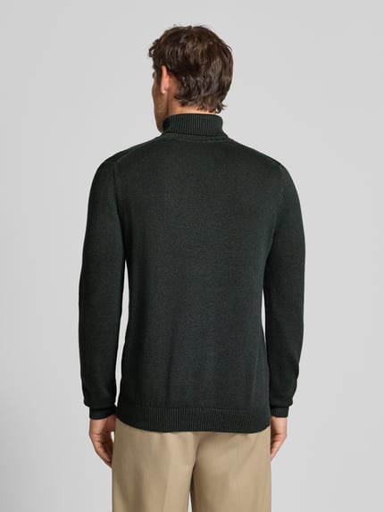 Christian Berg Men Sweter o kroju slim fit z mieszanki bawełny i wełny Ciemnozielony melanż 5