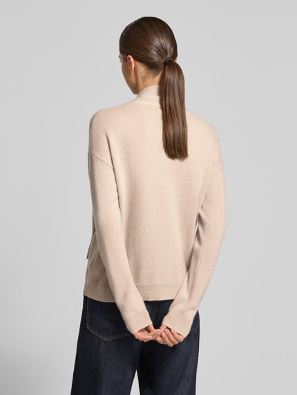 Christian Berg Woman Kaschmirpullover mit Schal-Detail Beige 5
