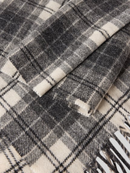 Barbour Schal aus Lammwolle mit Fransen Mittelgrau 2