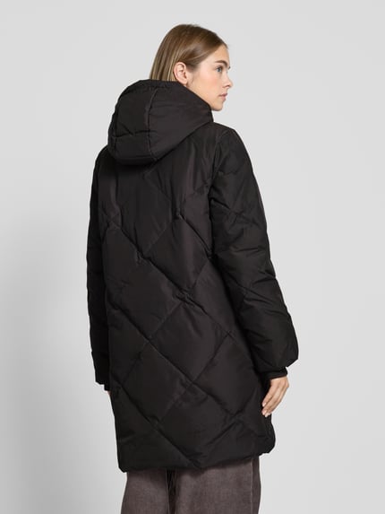 PIECES Comfort Fit Steppmantel mit angenähter Kapuze Modell 'NOVELLA' Black 5