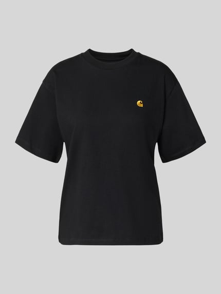Produktfoto, schwarzes Damen T-Shirt mit Label-Stitching von Carhartt Work In Progress aus reiner Bio-Baumwolle, Relaxed-Fit, Rundhalsausschnitt, Rückenlänge bei Größe S 64 cm