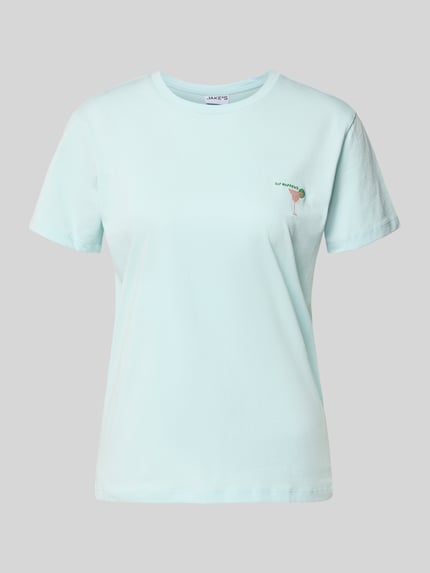 Produktfoto, T-Shirt mit Motiv-Stitching von Jake*s Casual z czystej bawełny w kolorze jasnoniebieskim, krój regular fit, okrągły dekolt, długość pleców w rozmiarze S: 61 cm