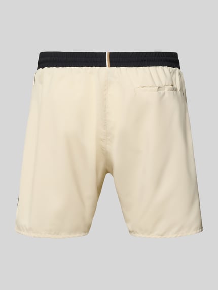 Produktfoto, Badehose mit Paspelnaht in Kontrastfarbe Modell STARFISH von BOSS, Optik: Unifarben, Bundabschluss: Tunnelzug, Gesäßtasche, Materialverarbeitung: Popeline