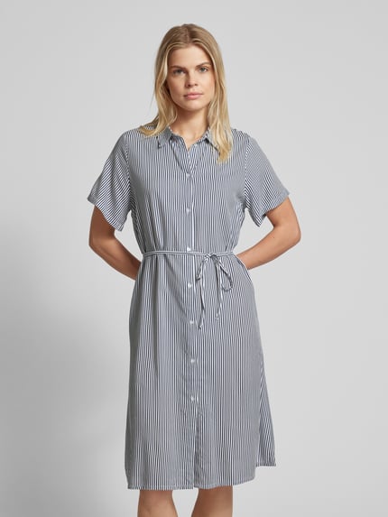 VILA Hemdblusenkleid aus Viskose mit Taillenband Modell 'Viragna' Marine 4