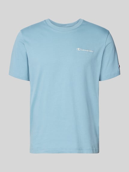 Produktfoto, T-Shirt mit Label-Stitchings und Rundhalsausschnitt von CHAMPION in Hellblau, Reine Baumwolle, Regular-Fit, Rückenlänge 69 cm Größe M