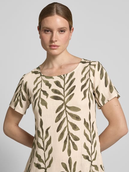 ZABAIONE Sukienka w kroju relaxed fit z mieszanka wiskozy model 'Tara' Piaskowy 3