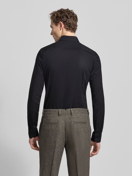 OLYMP No. Six Super Slim Fit Businesshemd mit extra langem Arm Modell 'URBAN KENT' Black 5