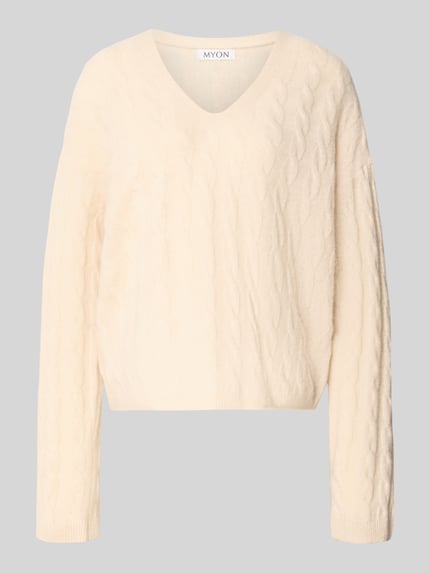 Produktfoto, Relaxed Fit Pullover aus reiner Baumwolle von MYON in Creme, Strick-Optik mit V-Ausschnitt, langärmlig, Damenmode