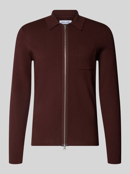 Productfoto, Regular Fit Strickjacke aus Viskose-Mix Modell 'GUNA' van Samsøe Samsøe in bruin met borstzak en tweewegrits, viscose-mix