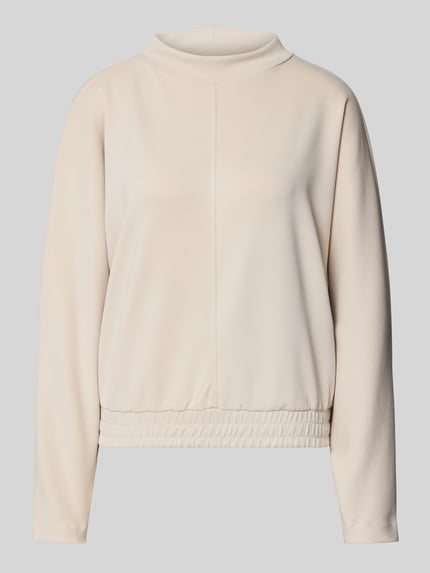 Produktfoto, Sweatshirt mit geripptem Stehkragen Modell 'Gulitta' von Opus im cremigen Beige, Modal-Mix mit Stretch-Anteil, lockerer Schnitt, elastischer Bund, glatte Textur.