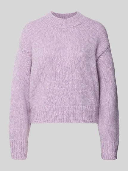 Produktfoto, Pullover aus Wolle Alpaka mit Rippbündchen von MARC CAIN in zartem Flieder, unifarben, gestrickte Textur, cropped Regular Fit