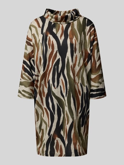 Apricot Kleid mit weitem Rollkragen Rostrot 2