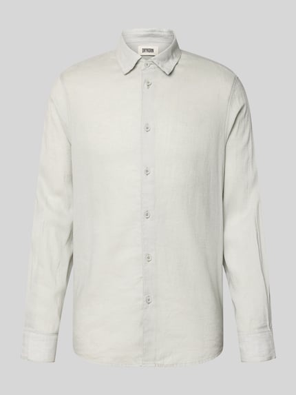 Produktfoto, Slim Fit Poloshirt aus Leinen-Baumwoll-Mix Modell 'RAMIS' von Drykorn in Two-Tone-Optik, helle Farbe, glatte Textur, Herren Poloshirt, Rückenlänge 80 cm, Schulterbreite 46 cm, Ärmellänge 66 cm