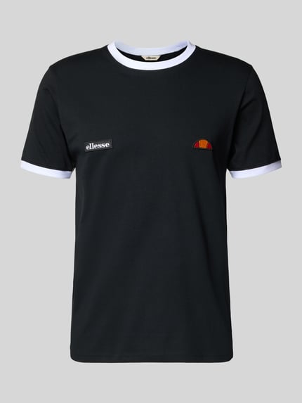 Produktfoto, T-Shirt mit Logo- und Label-Patch Modell 'RINGETTO' von Ellesse in Schwarz mit weißen Bündchen aus reiner Baumwolle, gerader Schnitt, Rundhalsausschnitt, Rückenlänge 72 cm bei Größe M
