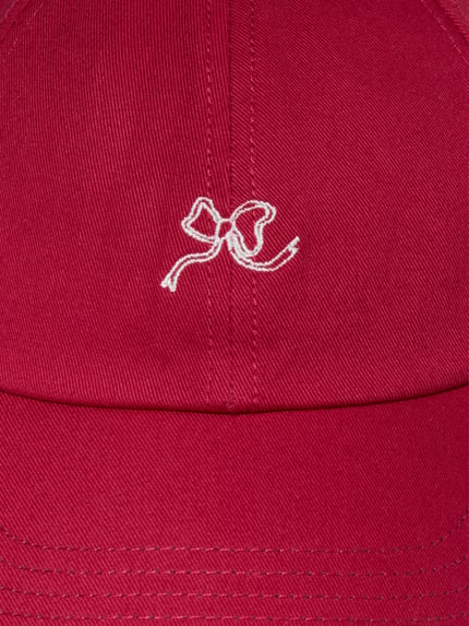 Produktfoto, Basecap aus reiner Baumwolle - Special Drop von Marc O'Polo Denim in Rot, Optik: Unifarben, Motiv-Stitching, Applikation: Logo-Stitching, verstellbarer Riegel, Reine Baumwolle