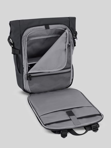 Kapten & Son Rucksack mit Flüssigkeitsbeutel Modell 'LISBON' Black 3