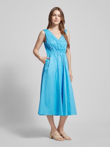 s.Oliver BLACK LABEL Jurk met V-hals Lichtblauw - 1