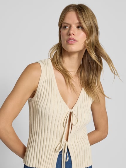 PIECES Top o kroju regular fit z mieszanki bawełny model ‘JOYLYNN’ Piaskowy 3