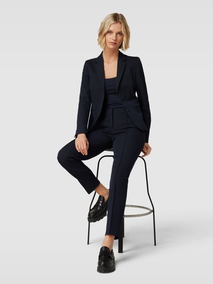 Christian Berg Woman Selection Slim Fit Stoffhose mit verkürztem Schnitt Marine 1