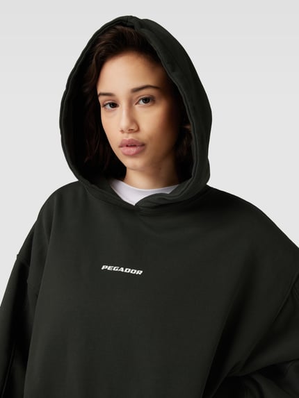 PEGADOR Oversized Sweatkleid mit Logo-Print Modell 'MALM' Oliv 3