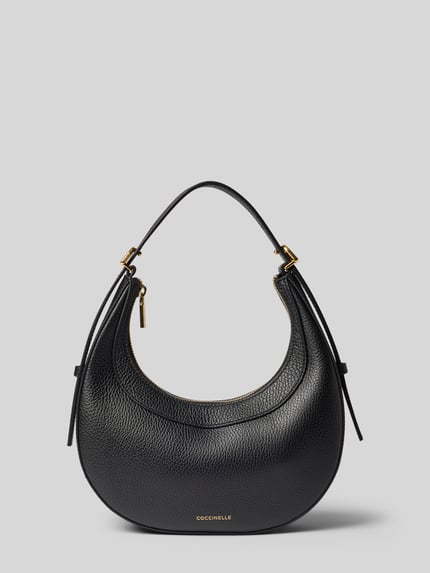 Produktfoto, Shoulder Bag mit Strukturmuster Modell 'Whisper' von Coccinelle in Schwarz, goldene Details, sichtbarer Reißverschluss, strukturierte Oberfläche