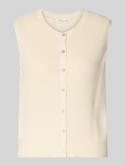 Produktfoto, Weste mit Strukturmuster von Christian Berg Woman aus bawełna, krój regular fit, okrągły dekolt, listwa guzikowa, długość tyłu w rozmiarze S: 50 cm, kolor kremowy, jednolita faktura