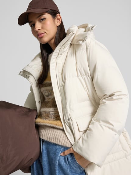 OPUS Steppmantel mit Pattentaschen Modell 'Hallusi' Offwhite 3