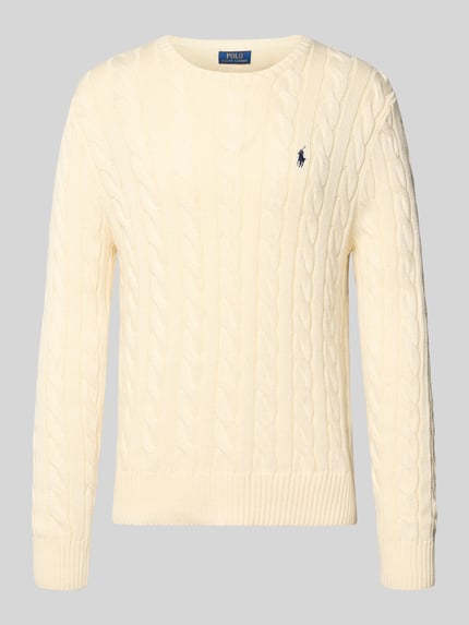 Produktfoto, cremefarbener Strickpullover mit Label-Stitching von Polo Ralph Lauren, reine Baumwolle, Regular Fit, gerippte Abschlüsse, Rundhalsausschnitt