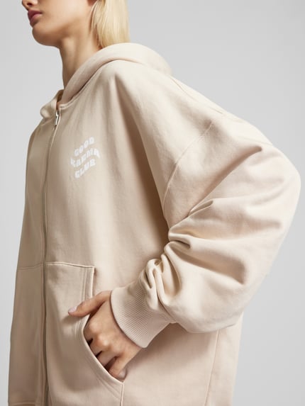 OH APRIL Oversized Sweatjacke mit Label-Print Sand 3