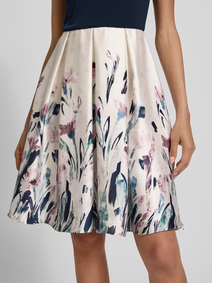 Christian Berg Cocktail Knielanges Cocktailkleid mit Rundhalsausschnitt Marine Melange 3