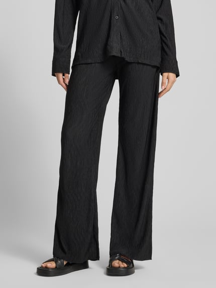 REVIEW Flared Cut Hose mit Plisseefalten und elastischem Bund Black 4
