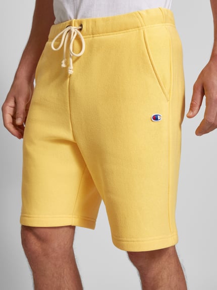 Champion Regular Fit Sweatshorts mit Label-Badge Beige 3
