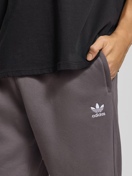 adidas Originals Sweatpants mit elastischem Bund Anthrazit 3