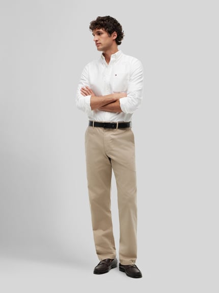 Tommy Hilfiger krój regular fit chino model 'DOVER' Beżowy 1
