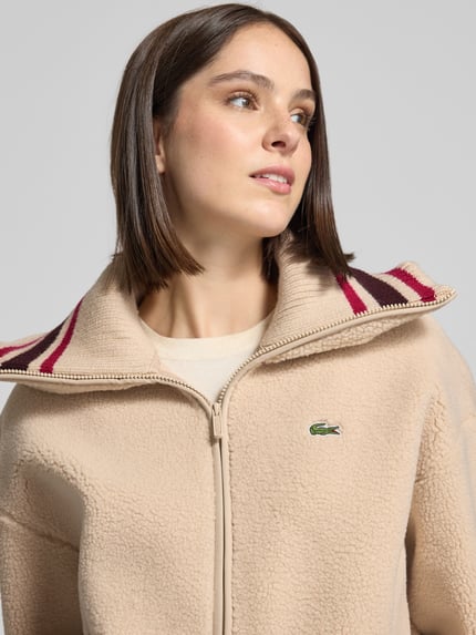 Lacoste Teddyjacke mit kontrastierendem Krageninneren Beige 3