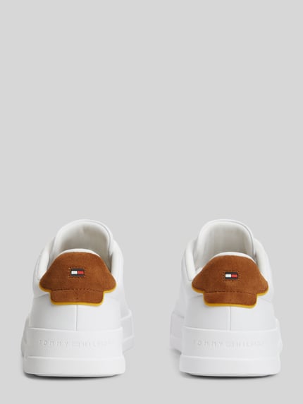 Tommy Hilfiger Sneakersy z mieszanki skóry z detalami z logo Biały 4